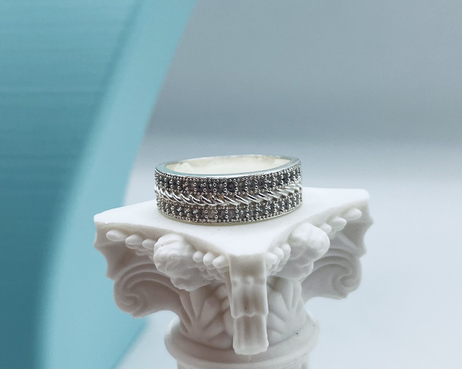 Anillo Real Circón