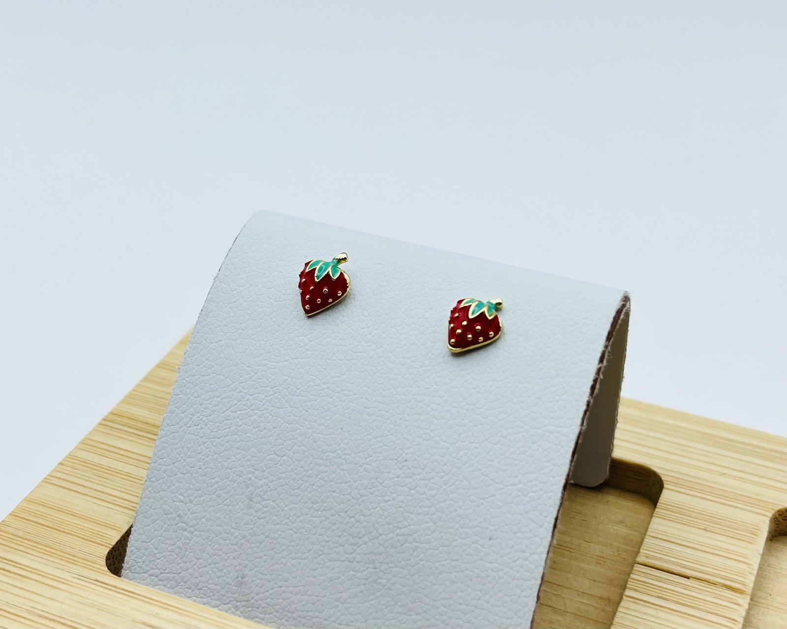 Aros Frutilla Dorado- 3mm