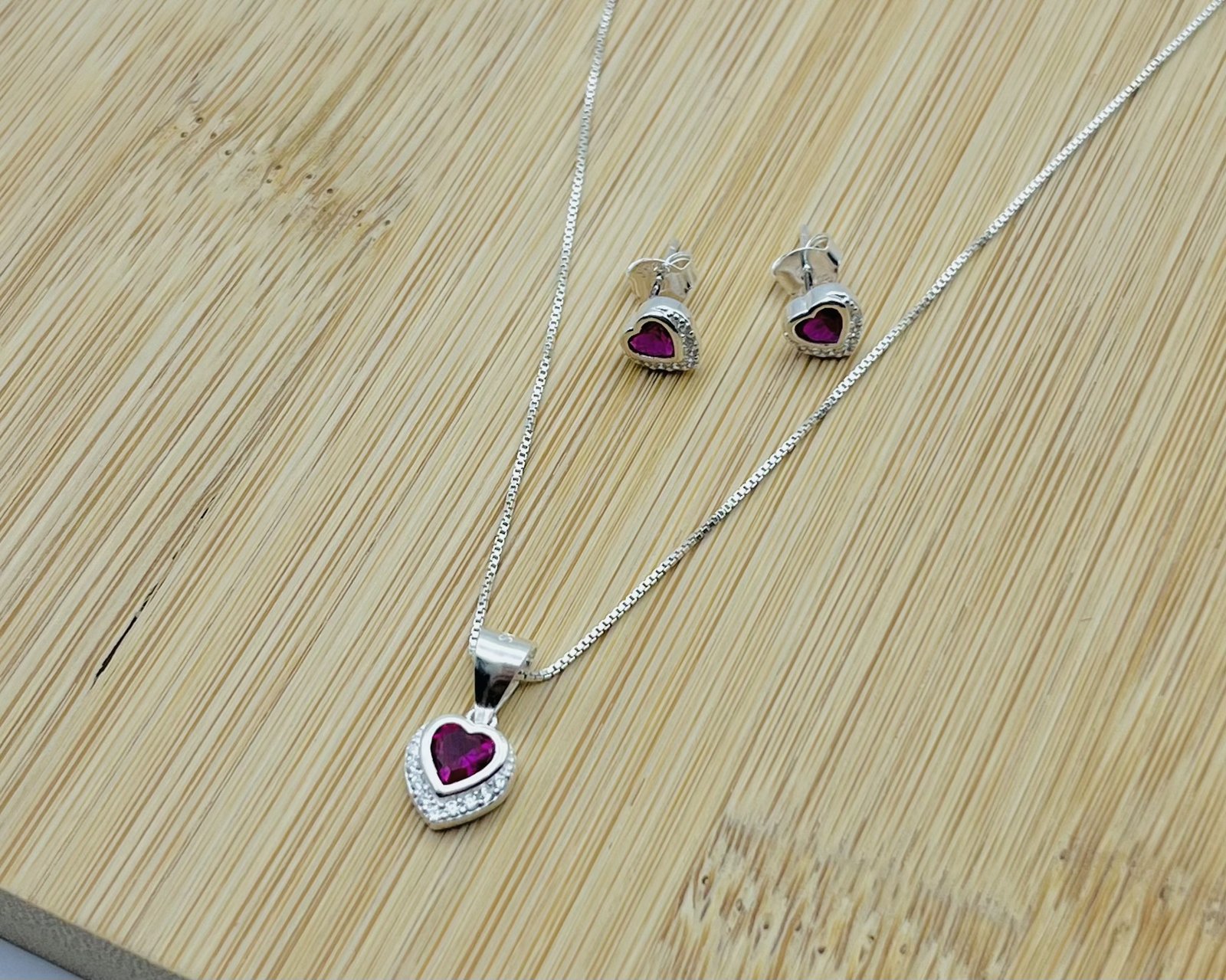 Conjunto Fire Corazón Circones Y Esmaltados
