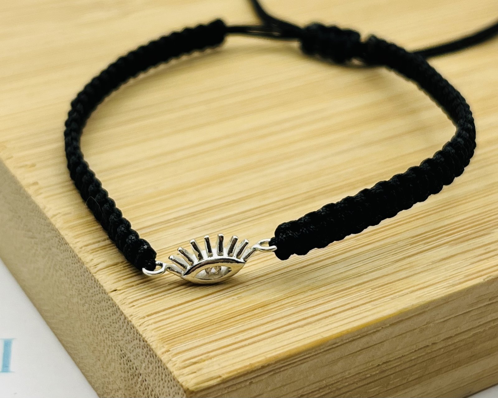 Pulsera Hilo Negro Ajustable Ojo Turco Circón