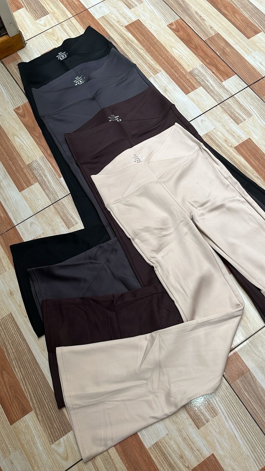 Imagen adicional 2 de Calza pretina cruzada micro polar - Beige