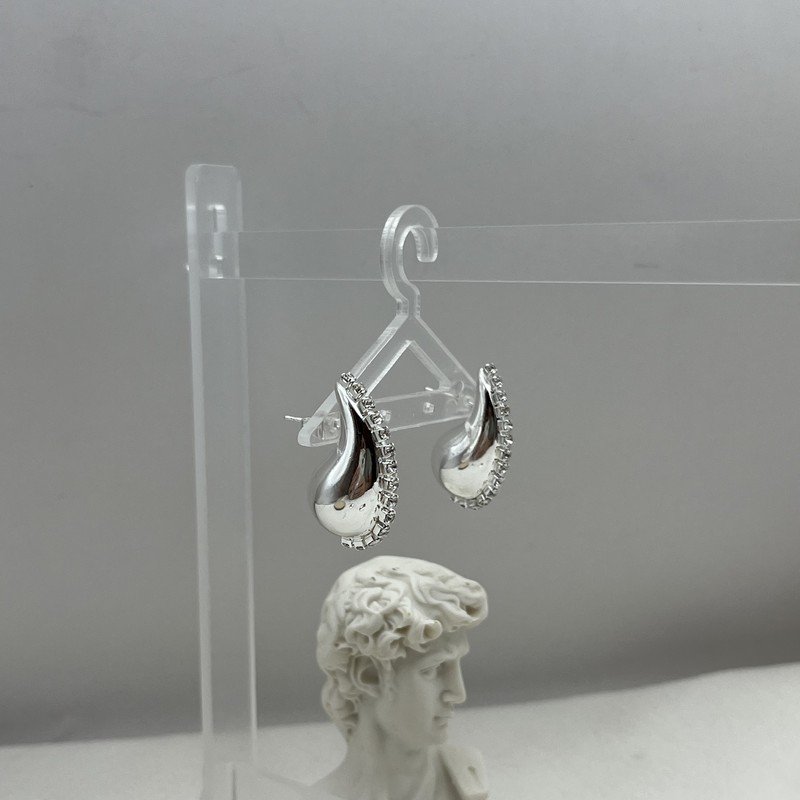 Imagen de Aros Gota Con Circón