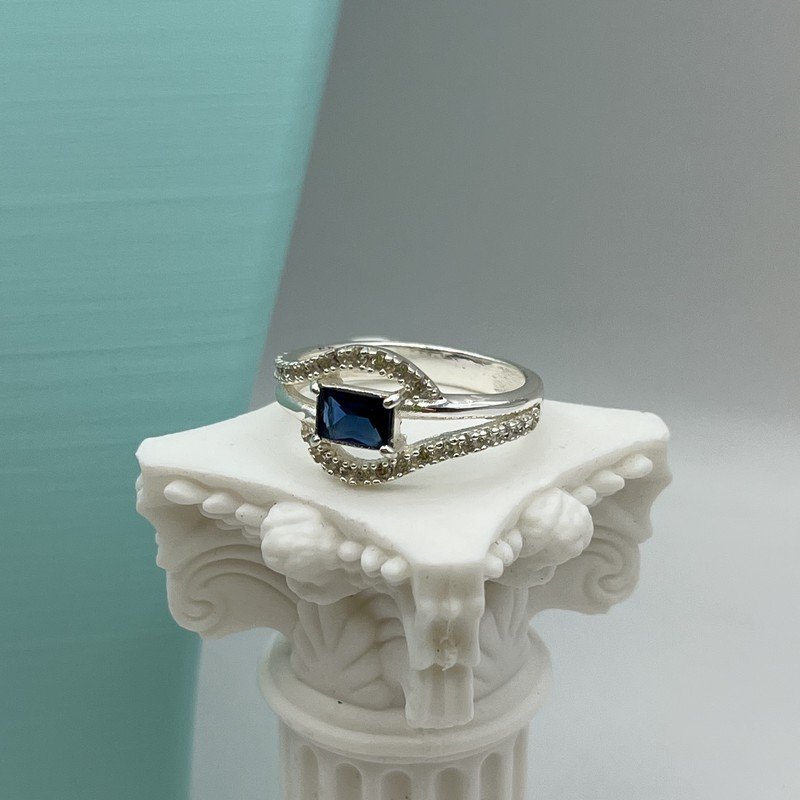 Anillo Eyes Con Cristal Azul
