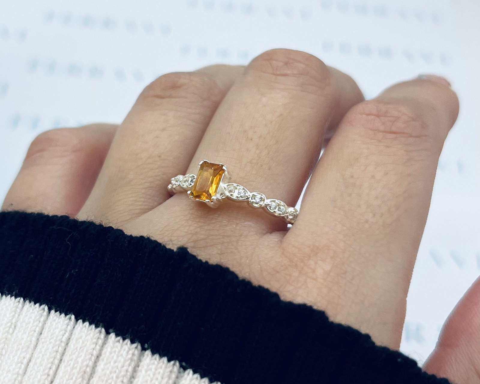 Imagen adicional 1 de Anillo Princesa Circón
