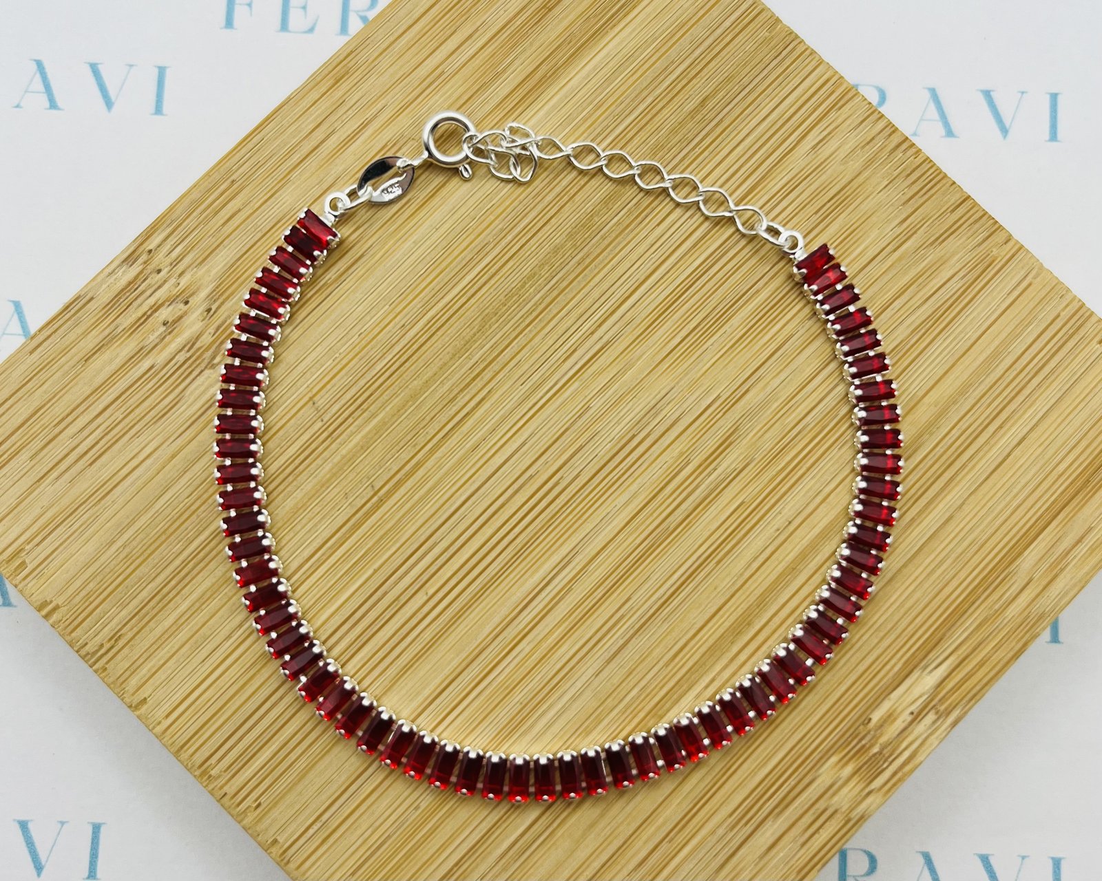 Imagen adicional 1 de Pulsera Cristal Ambar Roja - 22cm