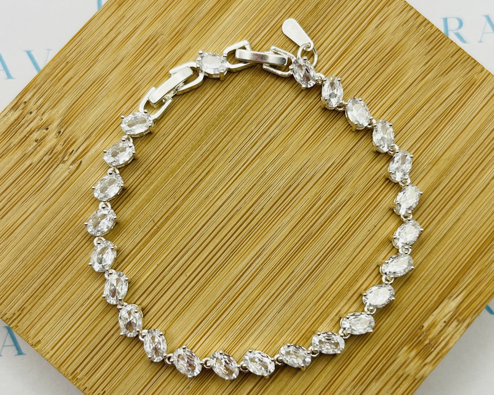 Imagen adicional 1 de Pulsera Flow Circón Ovalado - 19cm