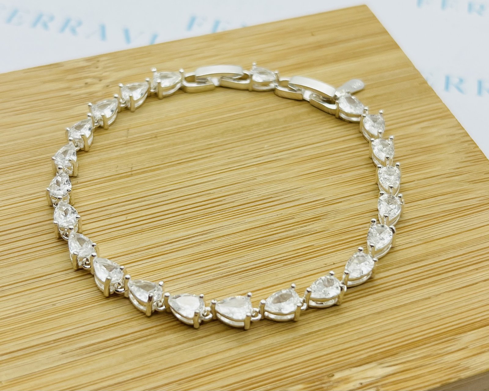 Imagen adicional 1 de Pulsera Flow Circón Corazón - 19cm