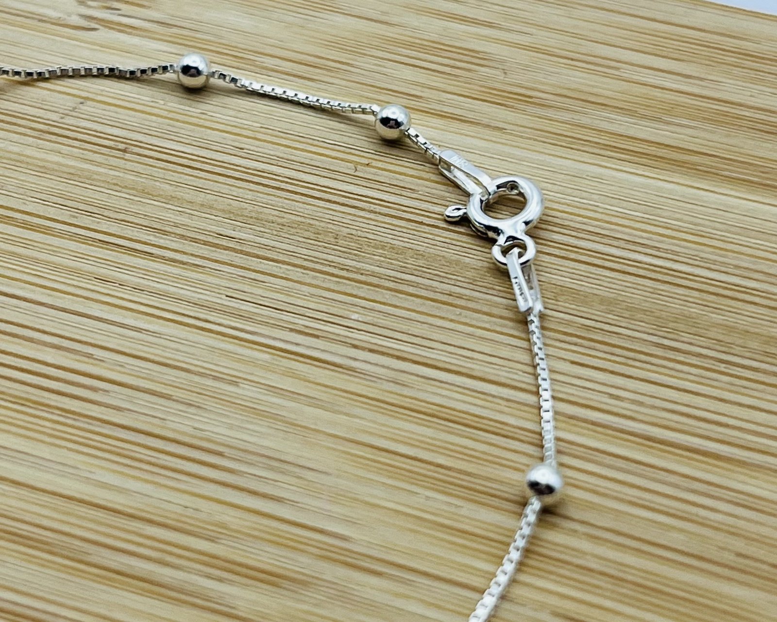 Imagen adicional 1 de Pulsera Veneciana Con Esferas